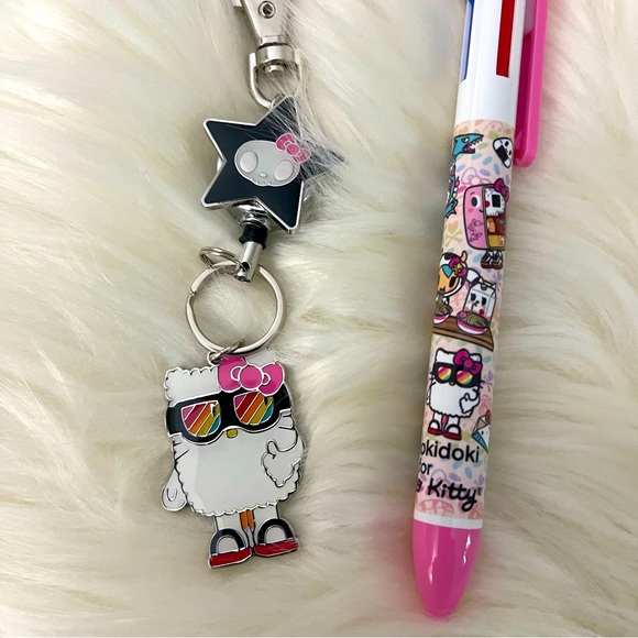 Tokidoki x Hello Kitty Oishii Adventure Die Cut Charm Reel & Pen - Picture 7 of 7